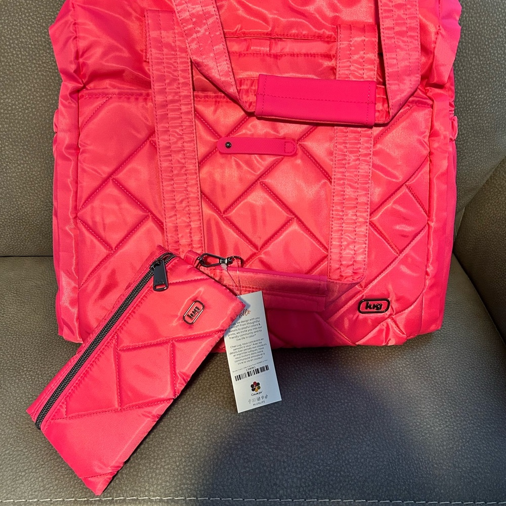 Lug Saunter Classic Duffle and Sway Pouch in powerful pink NWT